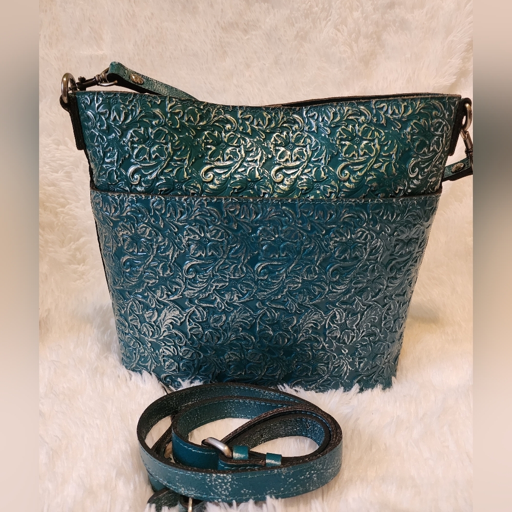 Patricia Nash Harper Bucket Style Bag